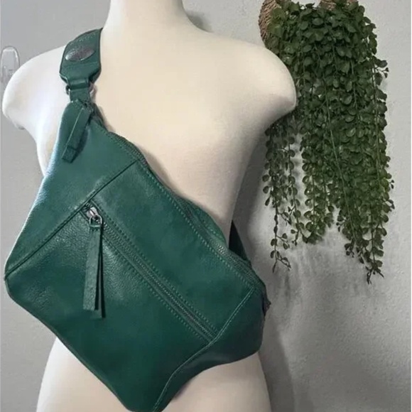 NEW Free People Wilder Embellished Western Concho Sling Bag Emerald Green - Picture 2 of 2